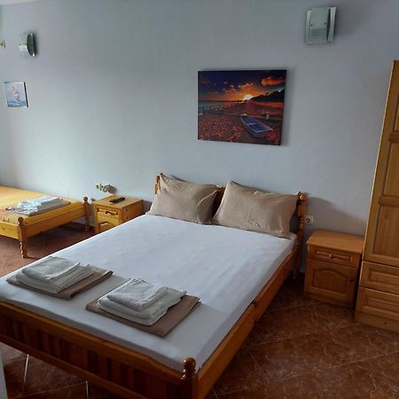 Topchievi Isles Sozopol Bagian luar foto